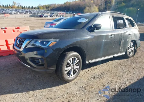 2017 Nissan Pathfinder Sv z USA, uszkodzony, nr VIN 5N1DR2MM6HC613519